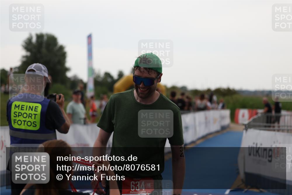 22.06.2025 - Viking Triathlon Yannick Fuchs http://msf.ph/oto/8076581 22.06.2025 16:23:24 Ziel 634 meine-sportfotos.de