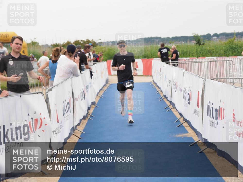22.06.2025 - Viking Triathlon MichiJ http://msf.ph/oto/8076595 22.06.2025 16:02:26 Ziel 479 meine-sportfotos.de