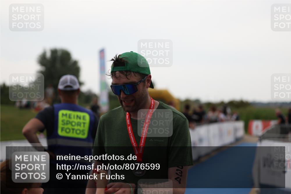 22.06.2025 - Viking Triathlon Yannick Fuchs http://msf.ph/oto/8076599 22.06.2025 16:23:28 Ziel  meine-sportfotos.de