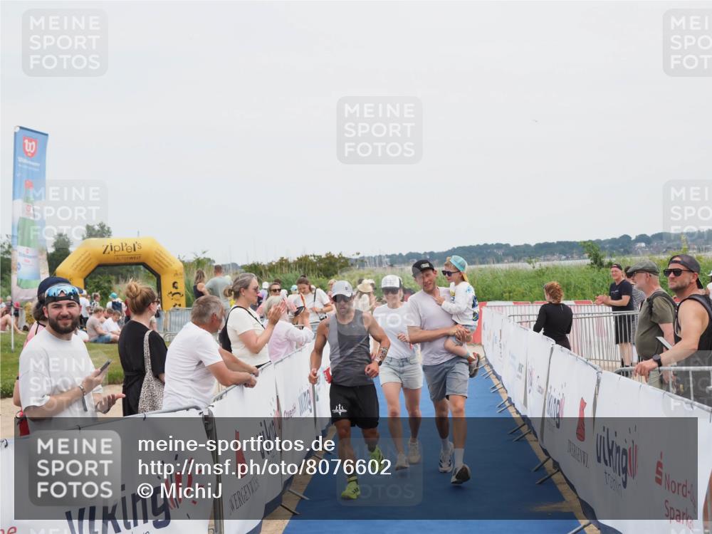 22.06.2025 - Viking Triathlon MichiJ http://msf.ph/oto/8076602 22.06.2025 14:34:02 Ziel 662 meine-sportfotos.de