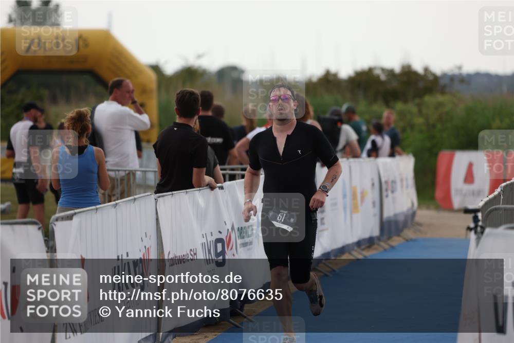 22.06.2025 - Viking Triathlon Yannick Fuchs http://msf.ph/oto/8076635 22.06.2025 16:24:30 Ziel 51 meine-sportfotos.de
