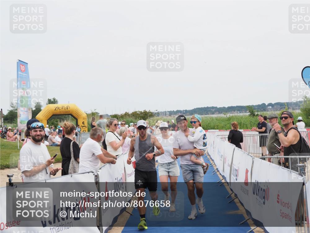 22.06.2025 - Viking Triathlon MichiJ http://msf.ph/oto/8076658 22.06.2025 14:34:03 Ziel 662 meine-sportfotos.de