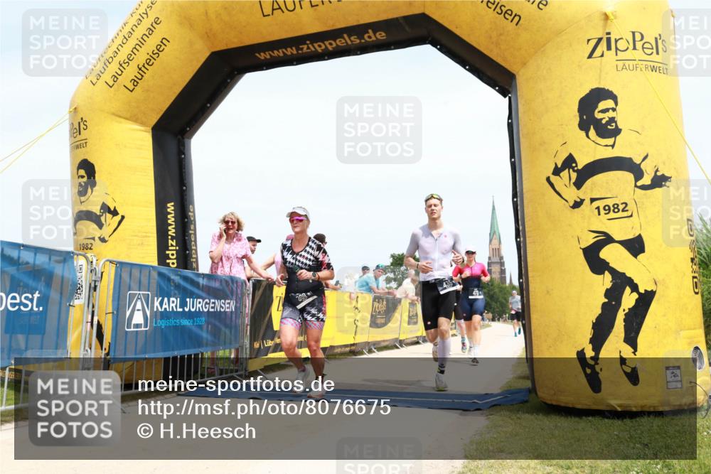22.06.2025 - Viking Triathlon H.Heesch http://msf.ph/oto/8076675 22.06.2025 14:17:39 Laufen 8, 309, 435, 473 meine-sportfotos.de