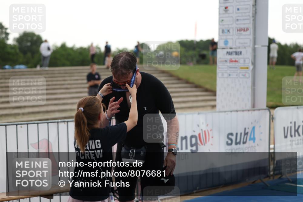 22.06.2025 - Viking Triathlon Yannick Fuchs http://msf.ph/oto/8076681 22.06.2025 16:24:38 Ziel  meine-sportfotos.de