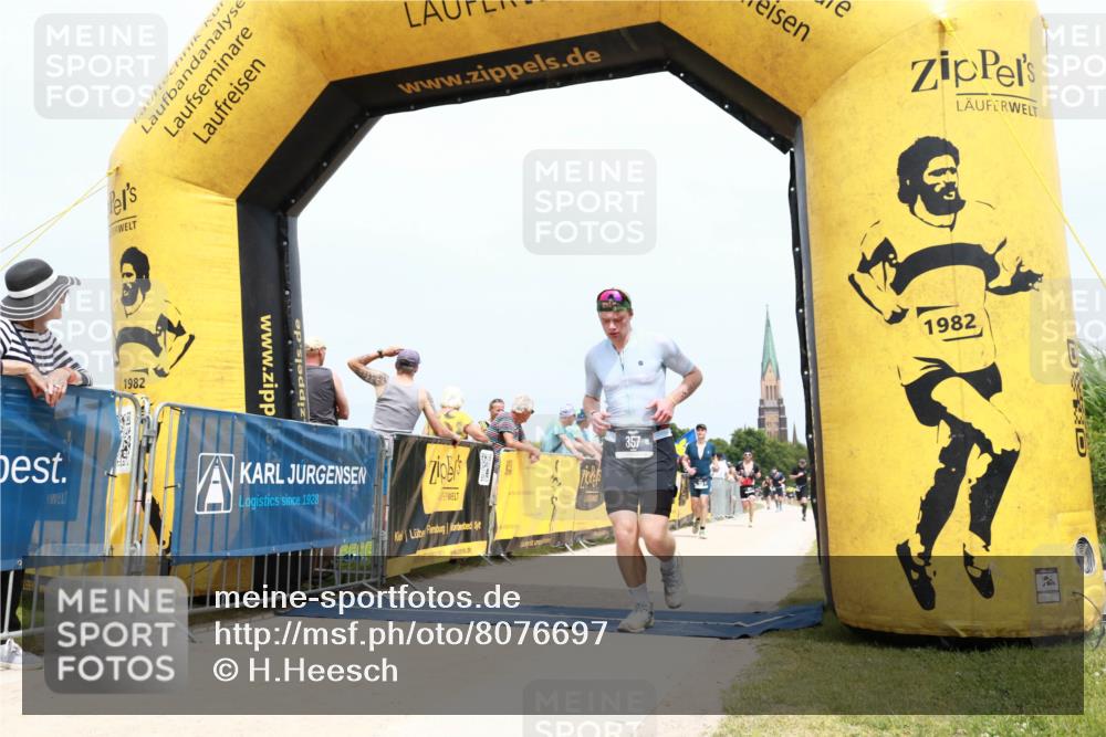 22.06.2025 - Viking Triathlon H.Heesch http://msf.ph/oto/8076697 22.06.2025 14:56:12 Laufen 357 meine-sportfotos.de