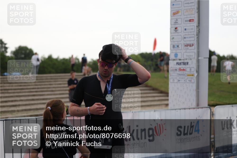 22.06.2025 - Viking Triathlon Yannick Fuchs http://msf.ph/oto/8076698 22.06.2025 16:24:40 Ziel  meine-sportfotos.de