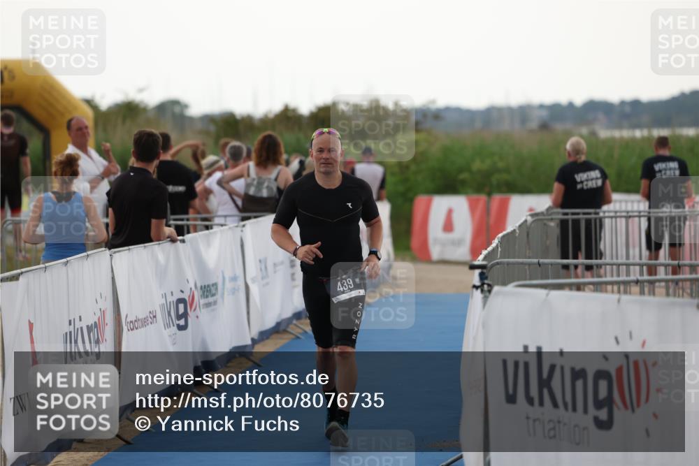 22.06.2025 - Viking Triathlon Yannick Fuchs http://msf.ph/oto/8076735 22.06.2025 16:25:23 Ziel 439 meine-sportfotos.de