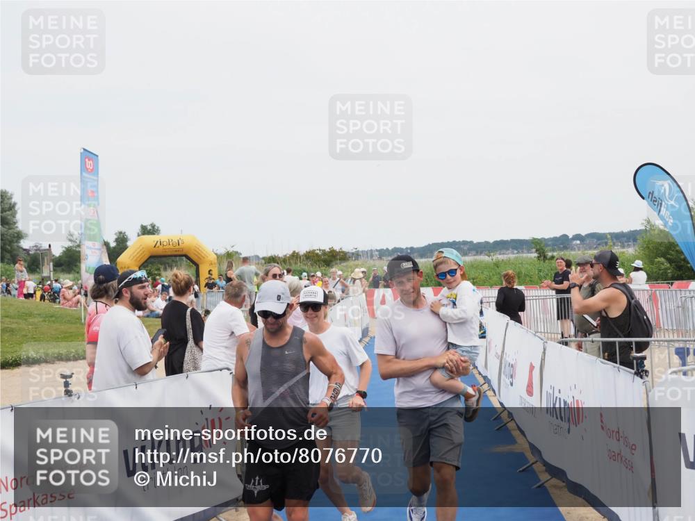 22.06.2025 - Viking Triathlon MichiJ http://msf.ph/oto/8076770 22.06.2025 14:34:04 Ziel 662 meine-sportfotos.de
