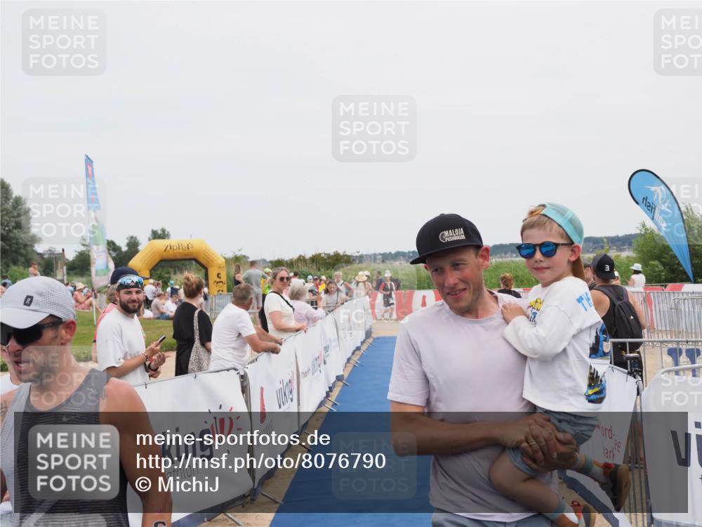 22.06.2025 - Viking Triathlon MichiJ http://msf.ph/oto/8076790 22.06.2025 14:34:05 Ziel 662 meine-sportfotos.de