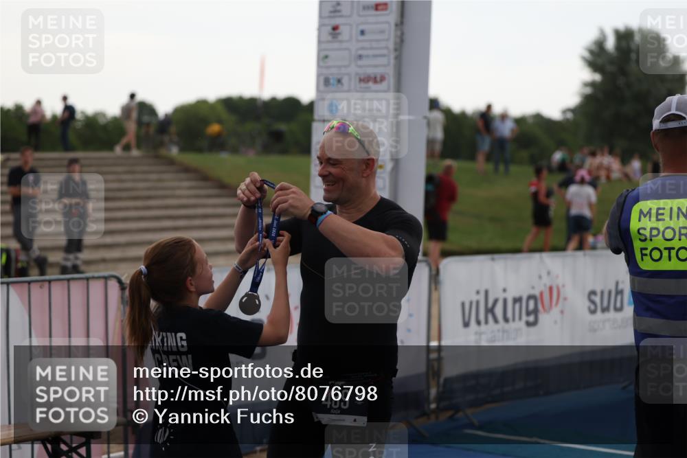 22.06.2025 - Viking Triathlon Yannick Fuchs http://msf.ph/oto/8076798 22.06.2025 16:25:32 Ziel 439 meine-sportfotos.de