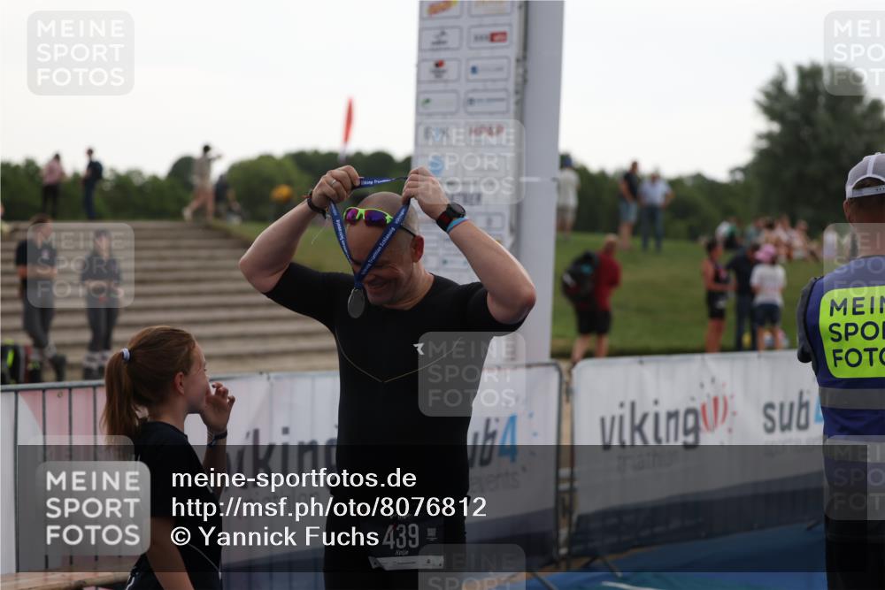 22.06.2025 - Viking Triathlon Yannick Fuchs http://msf.ph/oto/8076812 22.06.2025 16:25:33 Ziel  meine-sportfotos.de