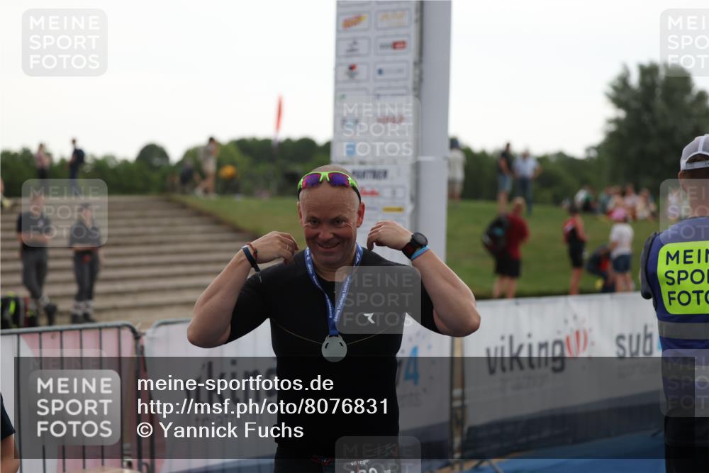 22.06.2025 - Viking Triathlon Yannick Fuchs http://msf.ph/oto/8076831 22.06.2025 16:25:35 Ziel  meine-sportfotos.de