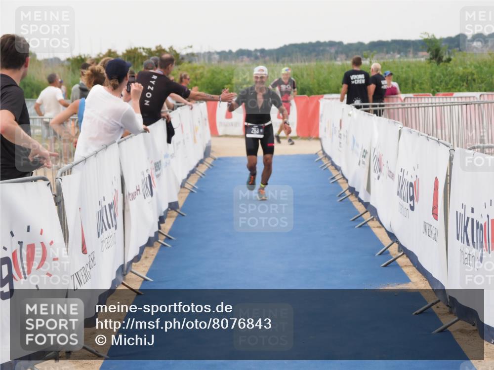 22.06.2025 - Viking Triathlon MichiJ http://msf.ph/oto/8076843 22.06.2025 16:02:35 Ziel 283 meine-sportfotos.de