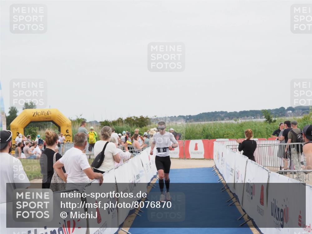 22.06.2025 - Viking Triathlon MichiJ http://msf.ph/oto/8076870 22.06.2025 14:34:27 Ziel 99 meine-sportfotos.de
