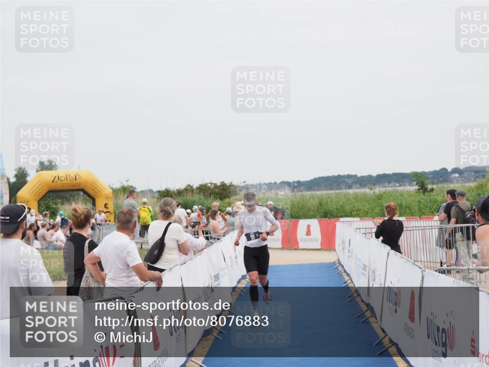22.06.2025 - Viking Triathlon MichiJ http://msf.ph/oto/8076883 22.06.2025 14:34:27 Ziel 99 meine-sportfotos.de