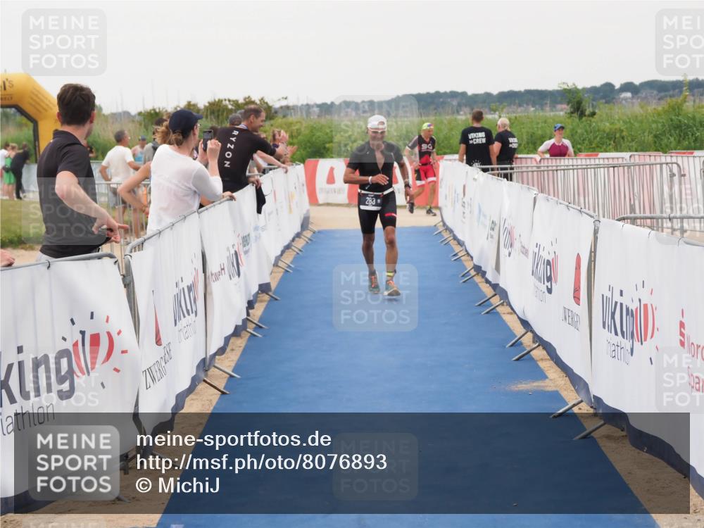 22.06.2025 - Viking Triathlon MichiJ http://msf.ph/oto/8076893 22.06.2025 16:02:36 Ziel 283 meine-sportfotos.de