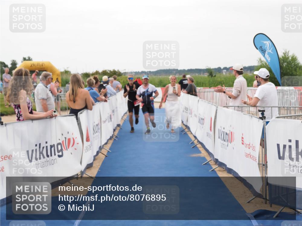 22.06.2025 - Viking Triathlon MichiJ http://msf.ph/oto/8076895 22.06.2025 15:54:43 Ziel 627 meine-sportfotos.de
