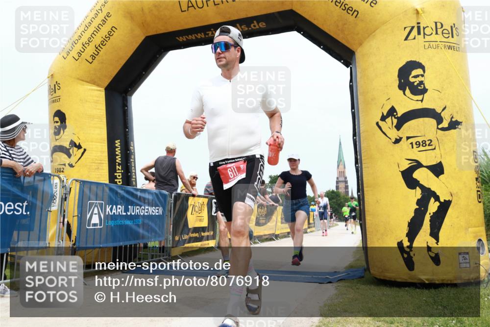 22.06.2025 - Viking Triathlon H.Heesch http://msf.ph/oto/8076918 22.06.2025 14:59:08 Laufen 46, 196, 611 meine-sportfotos.de