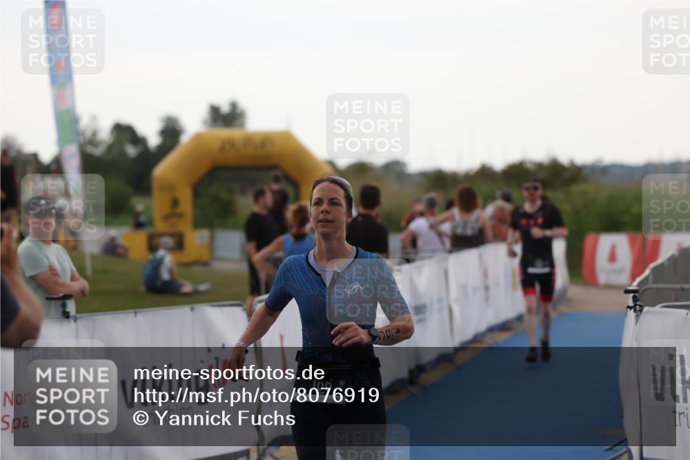 22.06.2025 - Viking Triathlon Yannick Fuchs http://msf.ph/oto/8076919 22.06.2025 16:25:42 Ziel 133, 166 meine-sportfotos.de