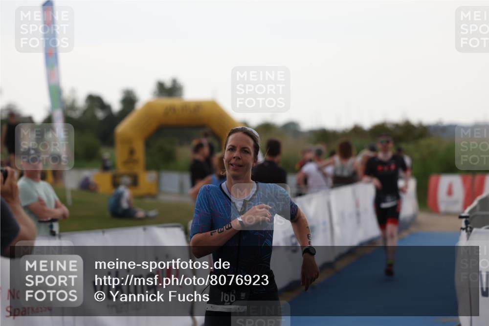 22.06.2025 - Viking Triathlon Yannick Fuchs http://msf.ph/oto/8076923 22.06.2025 16:25:43 Ziel 133, 166 meine-sportfotos.de