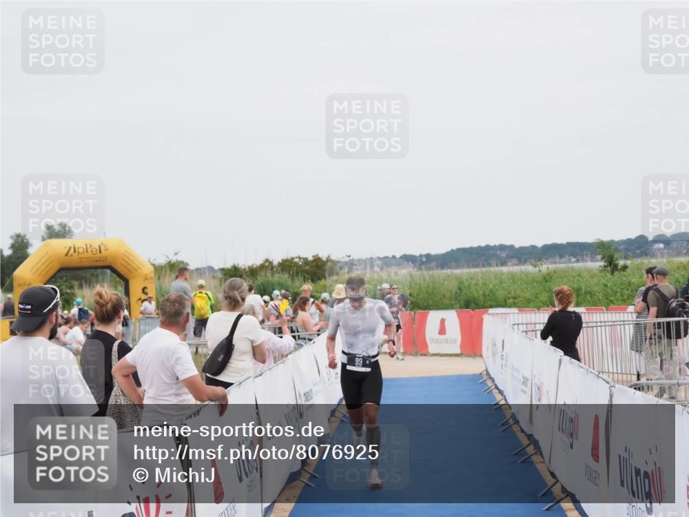 22.06.2025 - Viking Triathlon MichiJ http://msf.ph/oto/8076925 22.06.2025 14:34:27 Ziel 99 meine-sportfotos.de
