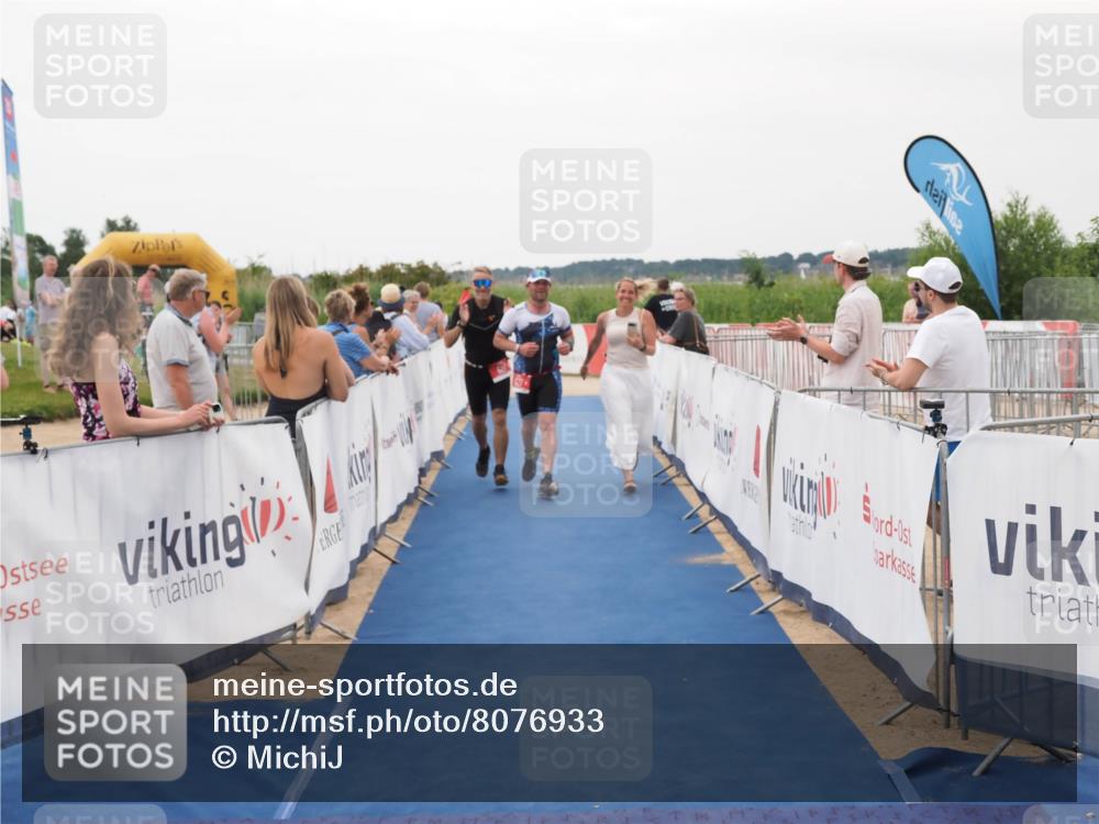 22.06.2025 - Viking Triathlon MichiJ http://msf.ph/oto/8076933 22.06.2025 15:54:43 Ziel 627 meine-sportfotos.de