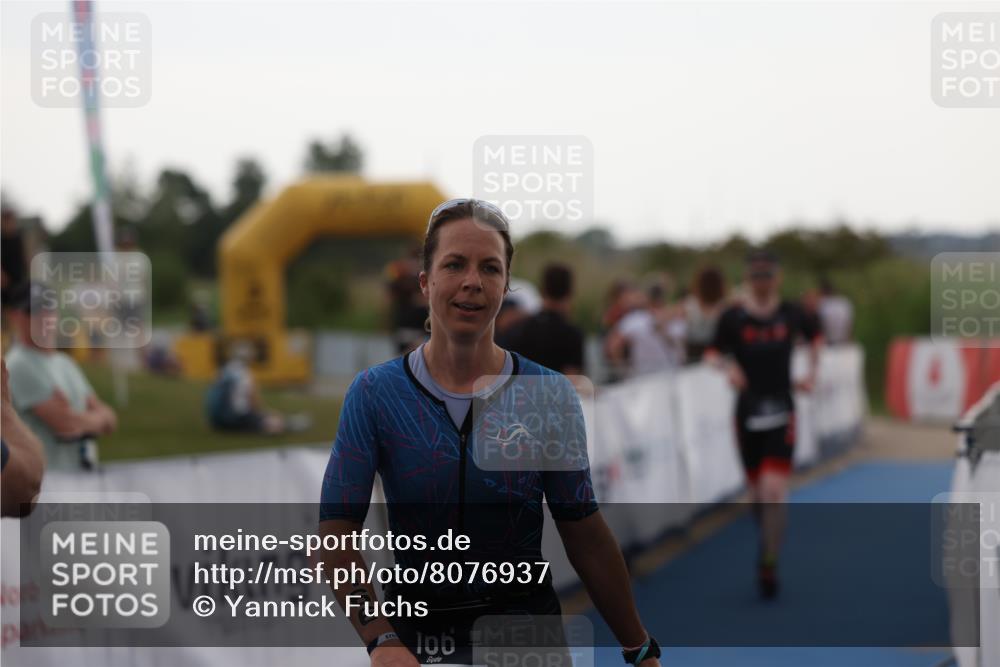 22.06.2025 - Viking Triathlon Yannick Fuchs http://msf.ph/oto/8076937 22.06.2025 16:25:44 Ziel 133, 166 meine-sportfotos.de