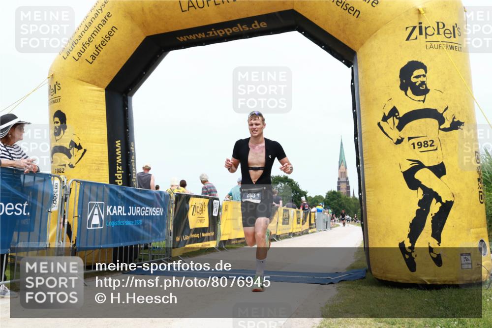 22.06.2025 - Viking Triathlon H.Heesch http://msf.ph/oto/8076945 22.06.2025 14:59:35 Laufen 203 meine-sportfotos.de