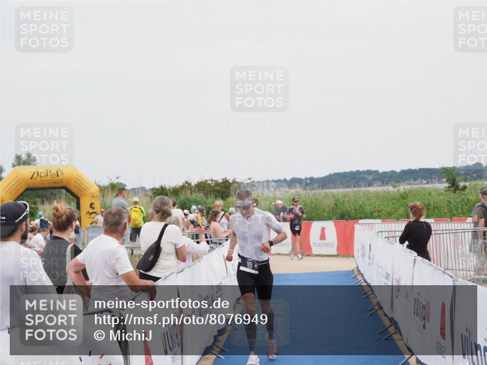22.06.2025 - Viking Triathlon MichiJ http://msf.ph/oto/8076949 22.06.2025 14:34:28 Ziel 99 meine-sportfotos.de