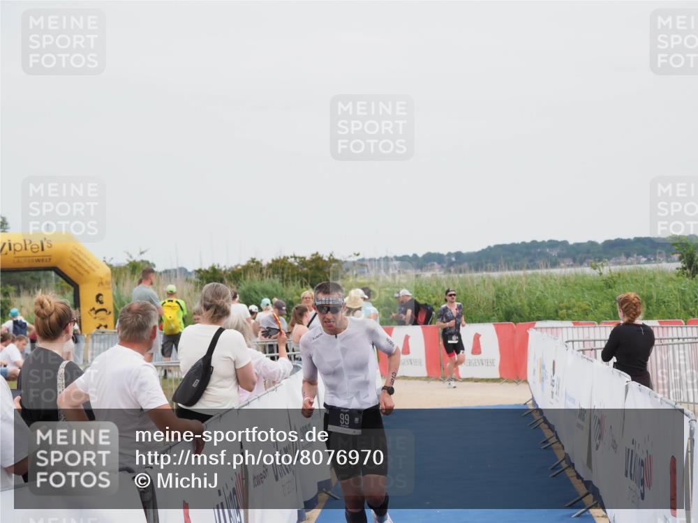 22.06.2025 - Viking Triathlon MichiJ http://msf.ph/oto/8076970 22.06.2025 14:34:28 Ziel 99 meine-sportfotos.de