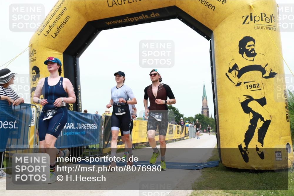 22.06.2025 - Viking Triathlon H.Heesch http://msf.ph/oto/8076980 22.06.2025 14:59:55 Laufen 115, 140, 182, 238, 517, 548 meine-sportfotos.de
