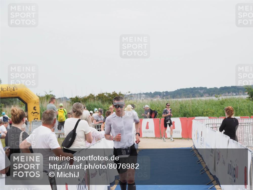 22.06.2025 - Viking Triathlon MichiJ http://msf.ph/oto/8076982 22.06.2025 14:34:28 Ziel 99 meine-sportfotos.de