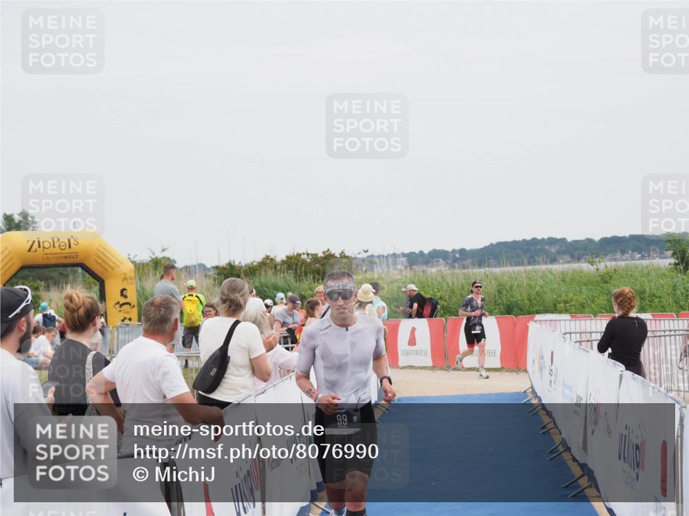22.06.2025 - Viking Triathlon MichiJ http://msf.ph/oto/8076990 22.06.2025 14:34:28 Ziel 99 meine-sportfotos.de