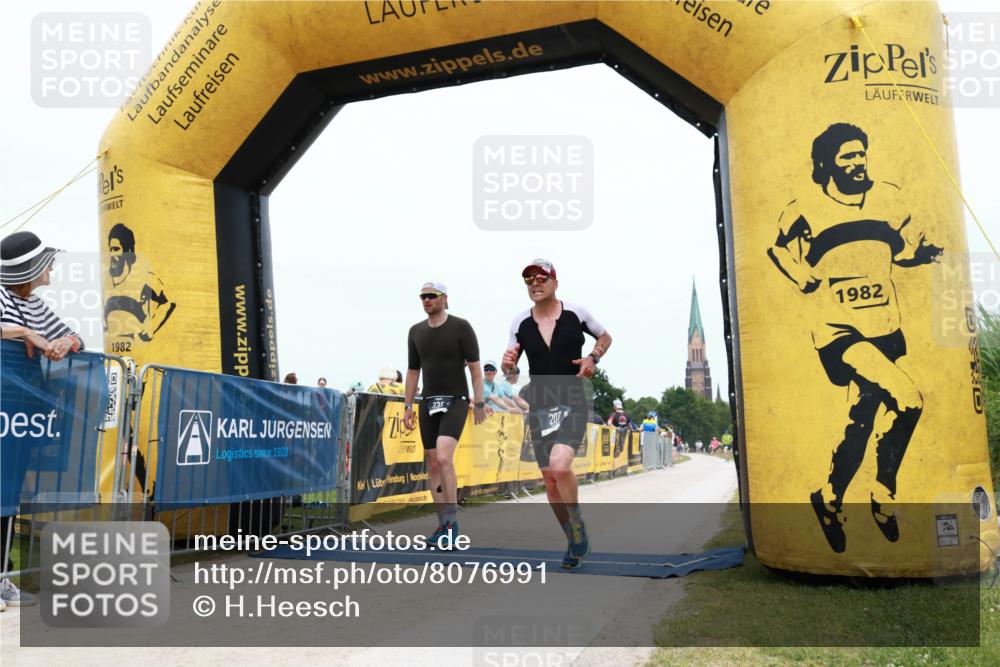 22.06.2025 - Viking Triathlon H.Heesch http://msf.ph/oto/8076991 22.06.2025 15:00:08 Laufen 207, 335 meine-sportfotos.de