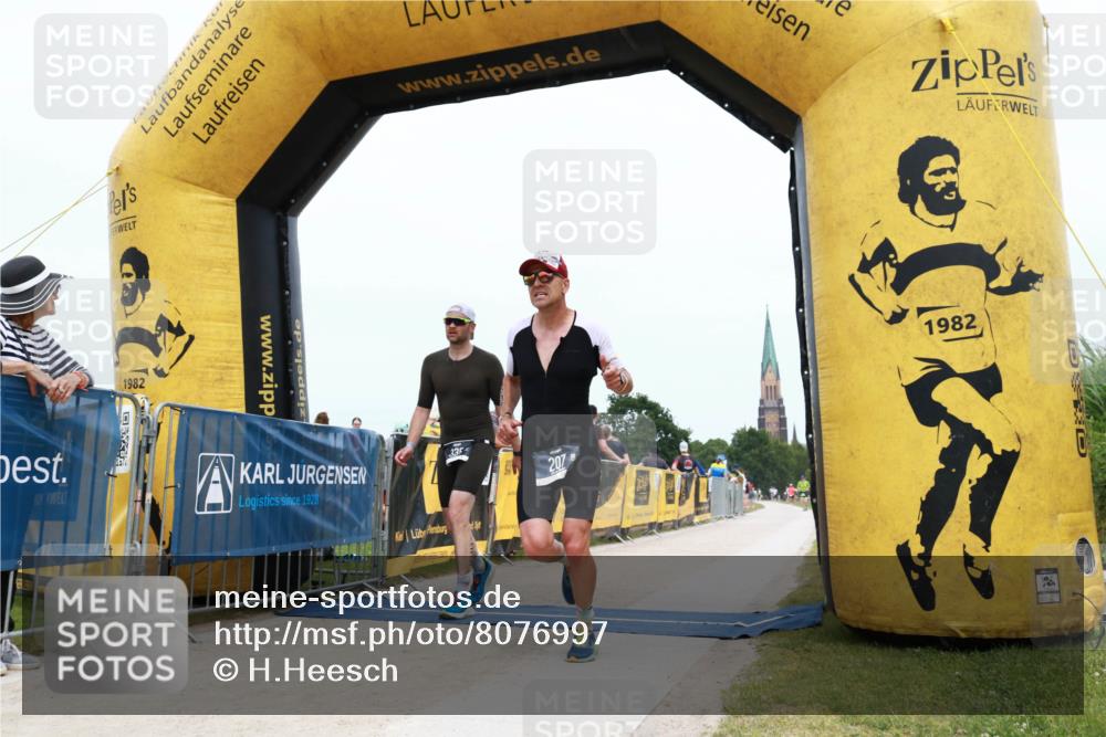22.06.2025 - Viking Triathlon H.Heesch http://msf.ph/oto/8076997 22.06.2025 15:00:08 Laufen 207, 335 meine-sportfotos.de