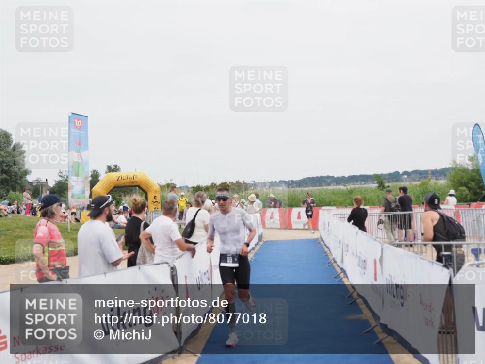 22.06.2025 - Viking Triathlon MichiJ http://msf.ph/oto/8077018 22.06.2025 14:34:28 Ziel 99 meine-sportfotos.de