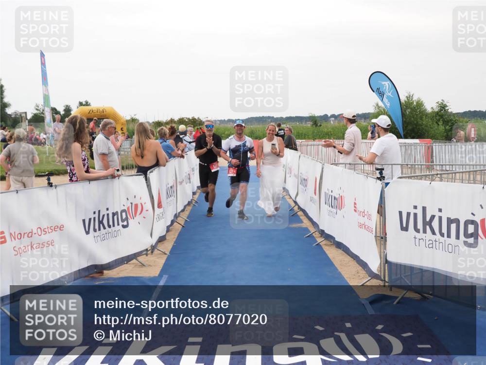 22.06.2025 - Viking Triathlon MichiJ http://msf.ph/oto/8077020 22.06.2025 15:54:44 Ziel 627 meine-sportfotos.de