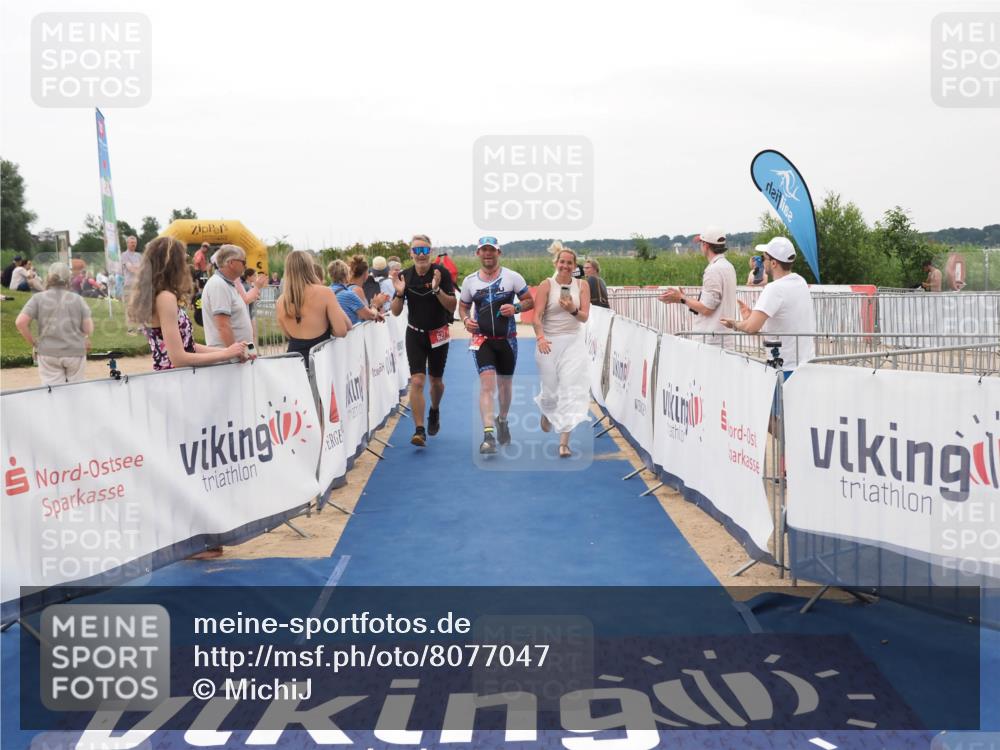 22.06.2025 - Viking Triathlon MichiJ http://msf.ph/oto/8077047 22.06.2025 15:54:44 Ziel 627 meine-sportfotos.de