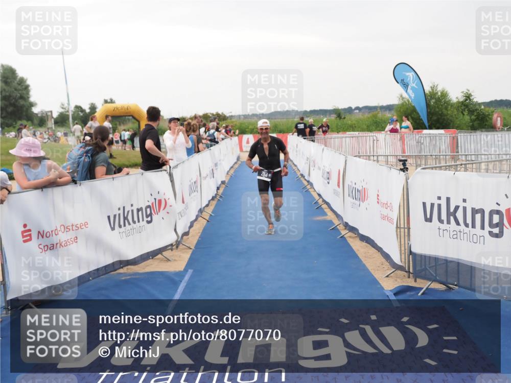 22.06.2025 - Viking Triathlon MichiJ http://msf.ph/oto/8077070 22.06.2025 16:02:38 Ziel 283 meine-sportfotos.de