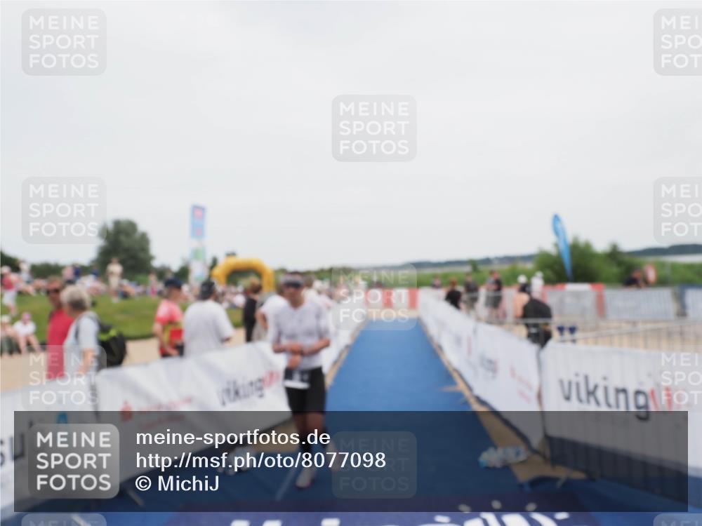 22.06.2025 - Viking Triathlon MichiJ http://msf.ph/oto/8077098 22.06.2025 14:34:29 Ziel 99 meine-sportfotos.de