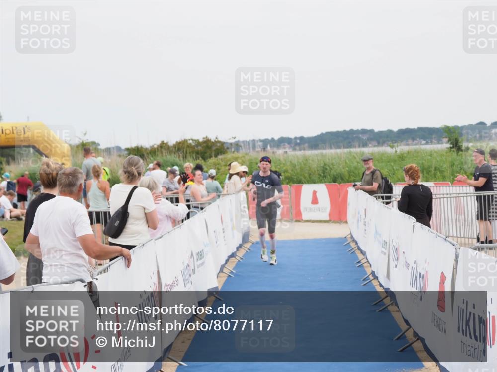 22.06.2025 - Viking Triathlon MichiJ http://msf.ph/oto/8077117 22.06.2025 14:35:13 Ziel 526 meine-sportfotos.de