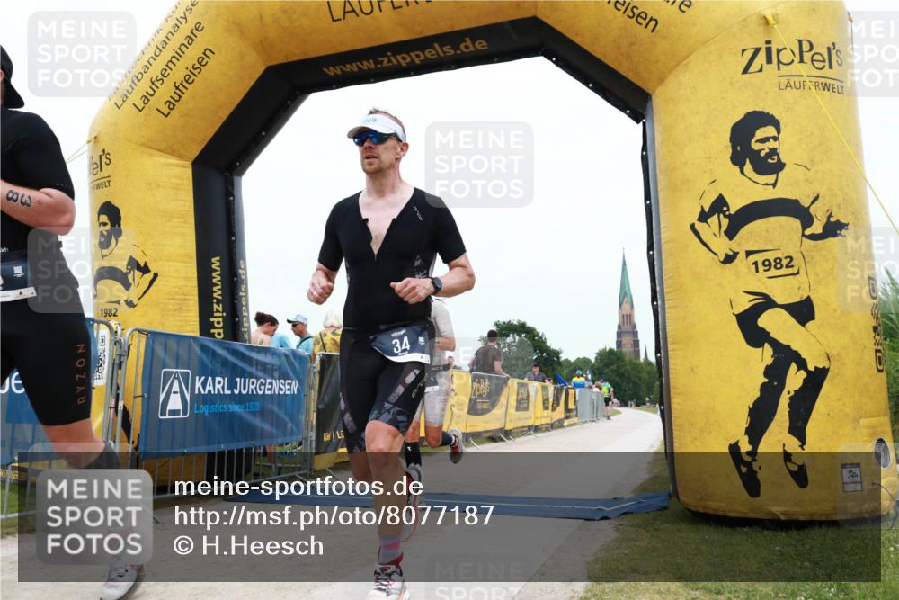 22.06.2025 - Viking Triathlon H.Heesch http://msf.ph/oto/8077187 22.06.2025 15:03:03 Laufen 19, 34, 38, 206 meine-sportfotos.de