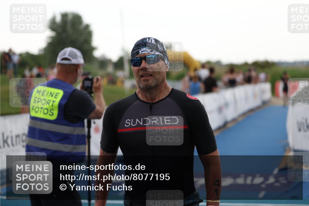 22.06.2025 - Viking Triathlon Yannick Fuchs http://msf.ph/oto/8077195 22.06.2025 16:26:39 Ziel 410 meine-sportfotos.de