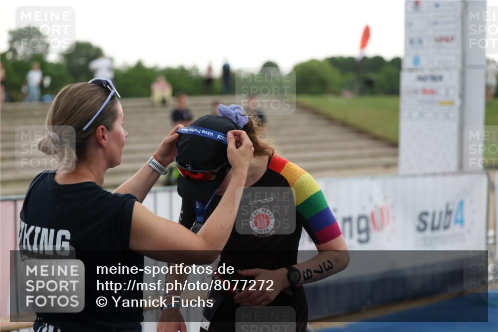 22.06.2025 - Viking Triathlon Yannick Fuchs http://msf.ph/oto/8077272 22.06.2025 16:26:53 Ziel  meine-sportfotos.de