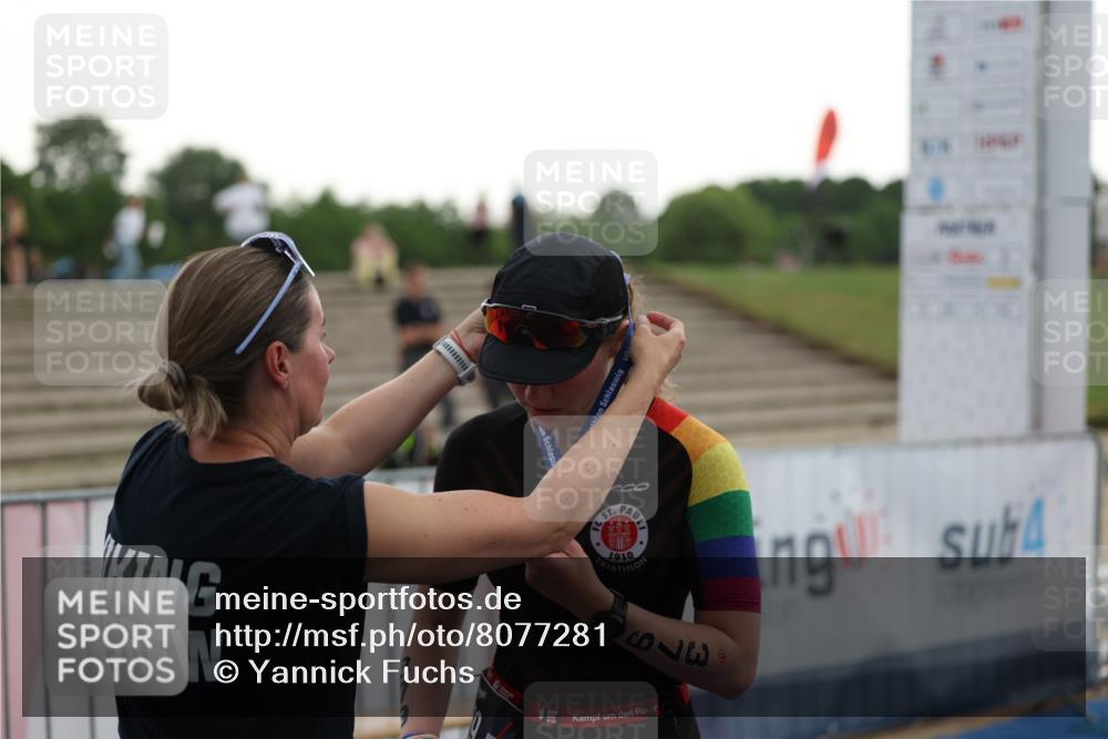 22.06.2025 - Viking Triathlon Yannick Fuchs http://msf.ph/oto/8077281 22.06.2025 16:26:54 Ziel  meine-sportfotos.de