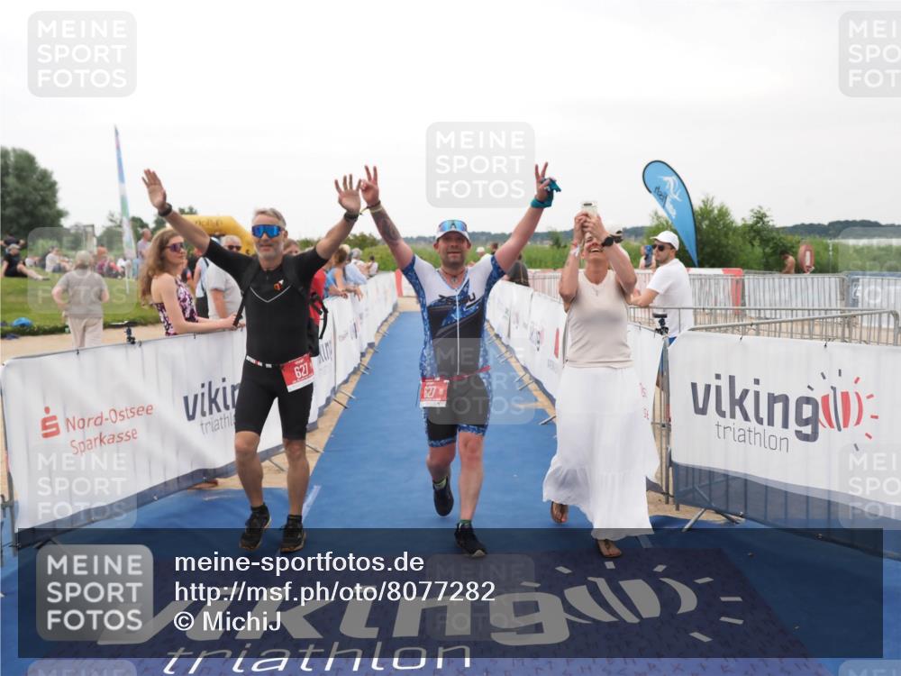22.06.2025 - Viking Triathlon MichiJ http://msf.ph/oto/8077282 22.06.2025 15:54:47 Ziel 530, 627 meine-sportfotos.de