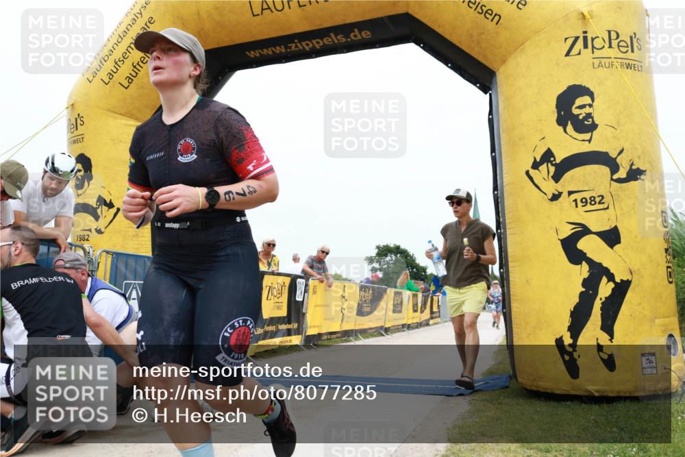 22.06.2025 - Viking Triathlon H.Heesch http://msf.ph/oto/8077285 22.06.2025 15:05:13 Laufen 476 meine-sportfotos.de