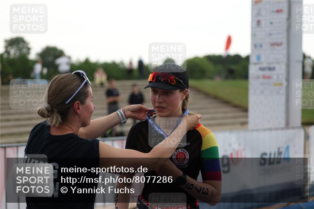 22.06.2025 - Viking Triathlon Yannick Fuchs http://msf.ph/oto/8077286 22.06.2025 16:26:55 Ziel  meine-sportfotos.de