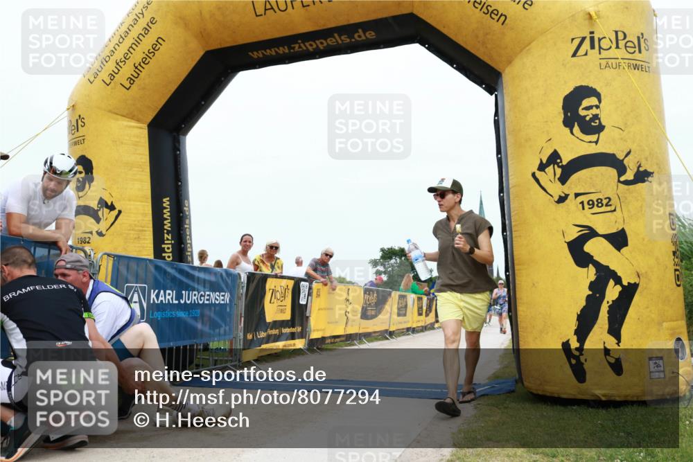 22.06.2025 - Viking Triathlon H.Heesch http://msf.ph/oto/8077294 22.06.2025 15:05:13 Laufen 476 meine-sportfotos.de