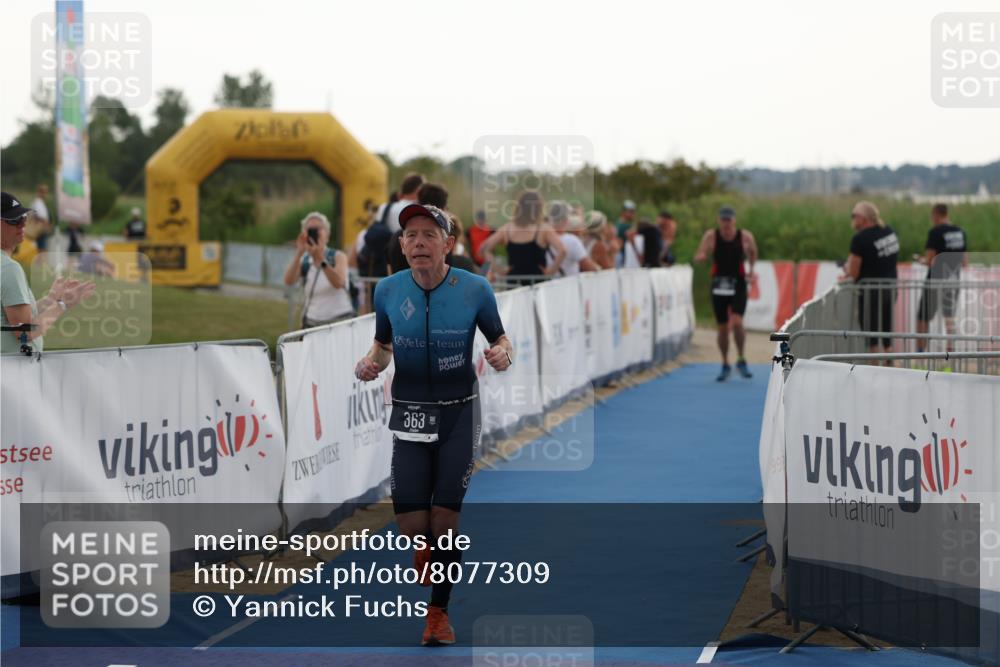 22.06.2025 - Viking Triathlon Yannick Fuchs http://msf.ph/oto/8077309 22.06.2025 16:27:25 Ziel 308, 363 meine-sportfotos.de